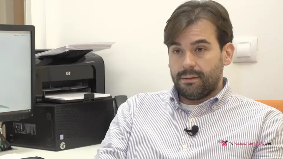 Testimonio en vídeo de Admón. de Fincas Heredero, cliente de Tu Posicionamiento Web