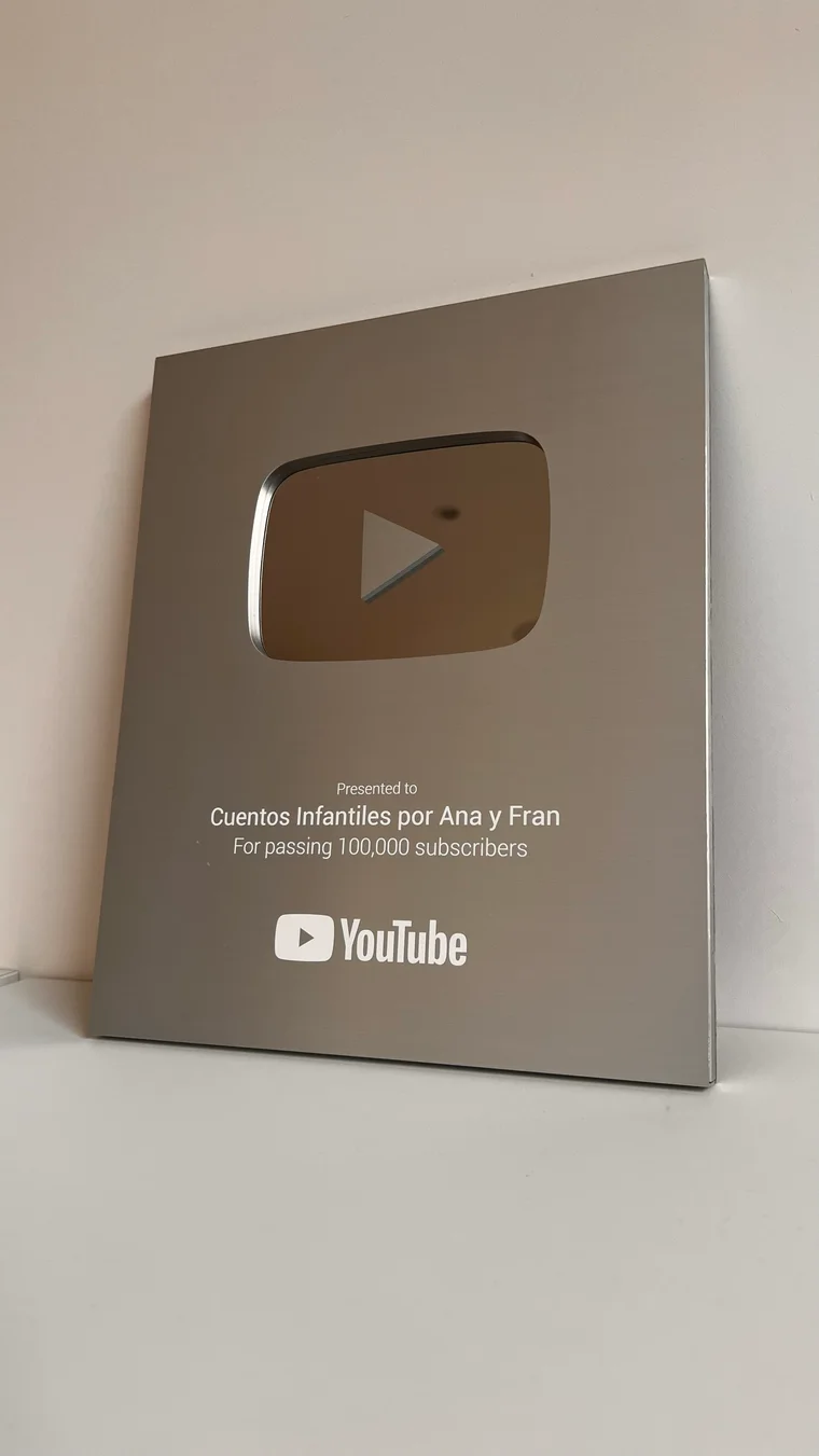 YouTube · 100.000 suscriptores